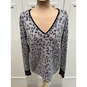 360 Cashmere Women's Leopard Animal Print Sweater Size Medium Cozy Soft READ